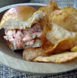 maine lobster slider with homemade chips